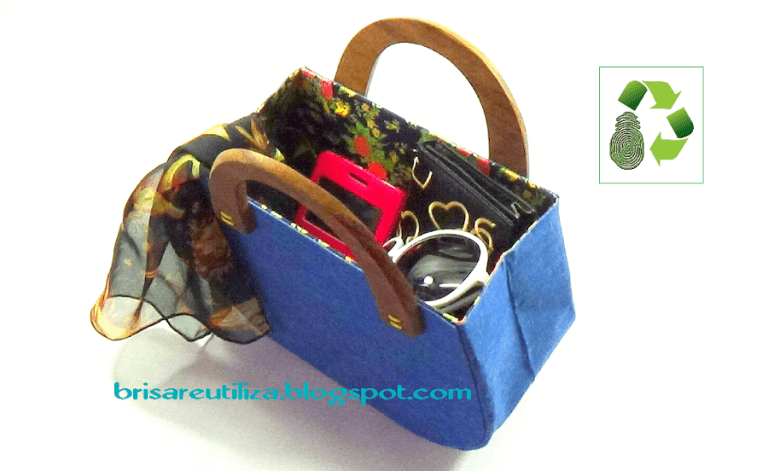Bolso de mano con jeans técnica cartonaje