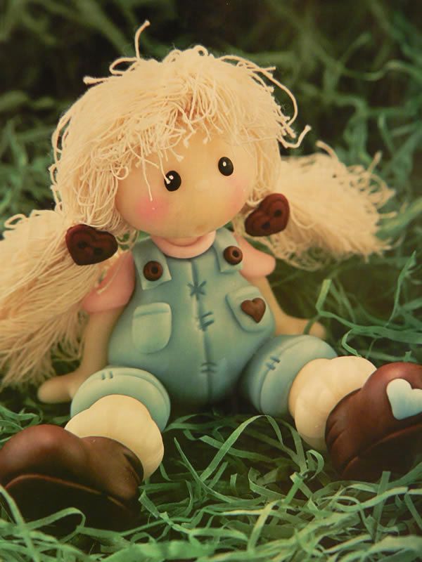Muñeca Pepona country