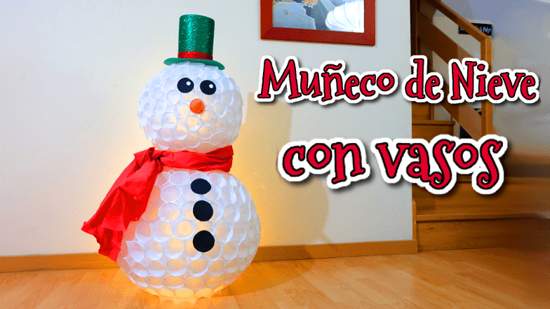 muneco-de-nieve-con-vasos-de-plastico