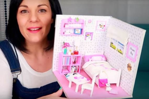 Habitación en miniatura para casas de muñecas